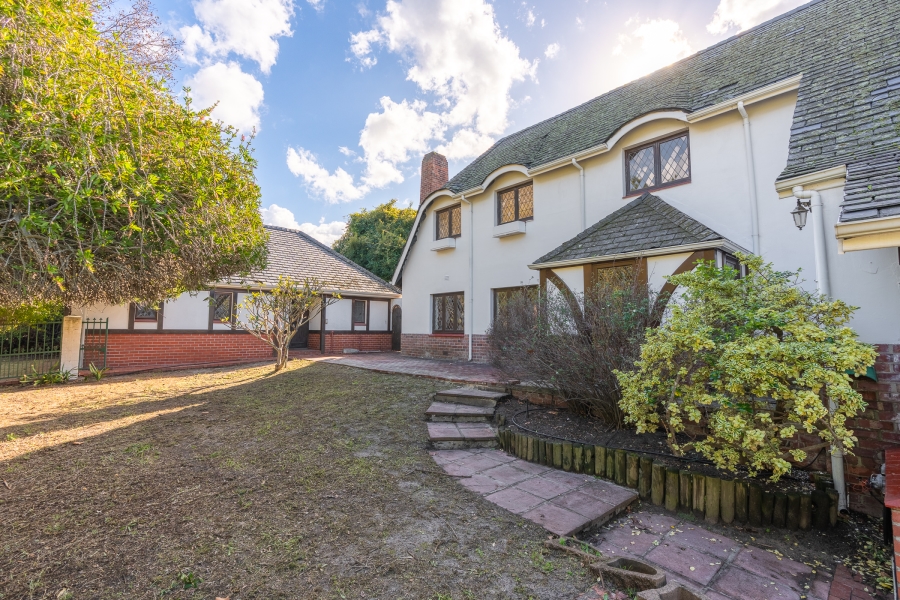 3 Bedroom Property for Sale in Pinelands Western Cape